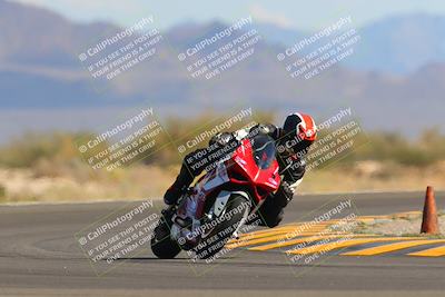 media/Oct-09-2022-SoCal Trackdays (Sun) [[95640aeeb6]]/Turn 15 (150pm)/